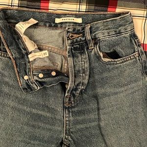 Teen’s high rise, straight leg, size 22 standard.